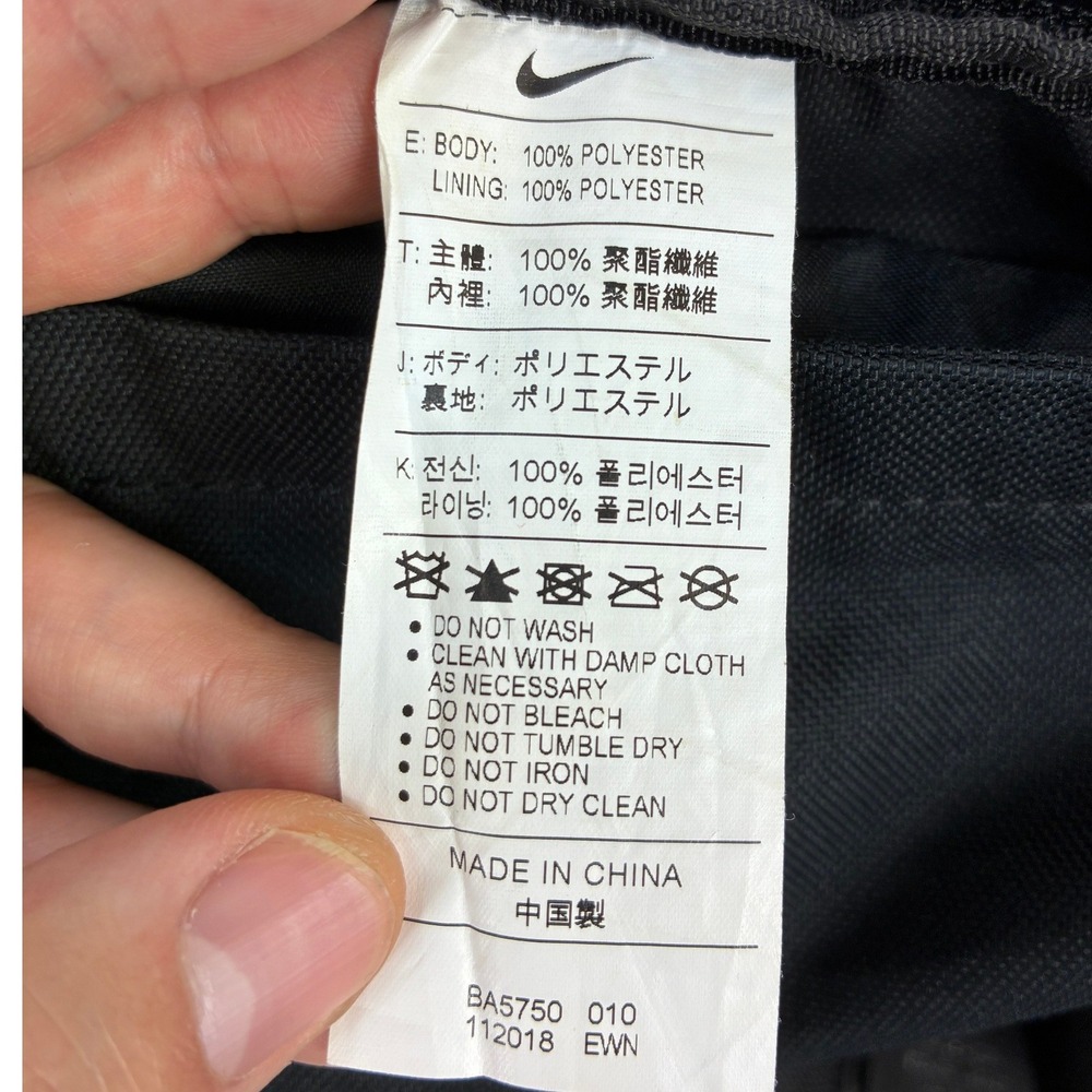 Nike Hip Pack Fanny Pack Black White Waist Bag Travel Adjustable Strap Casual - Picture 6 of 9